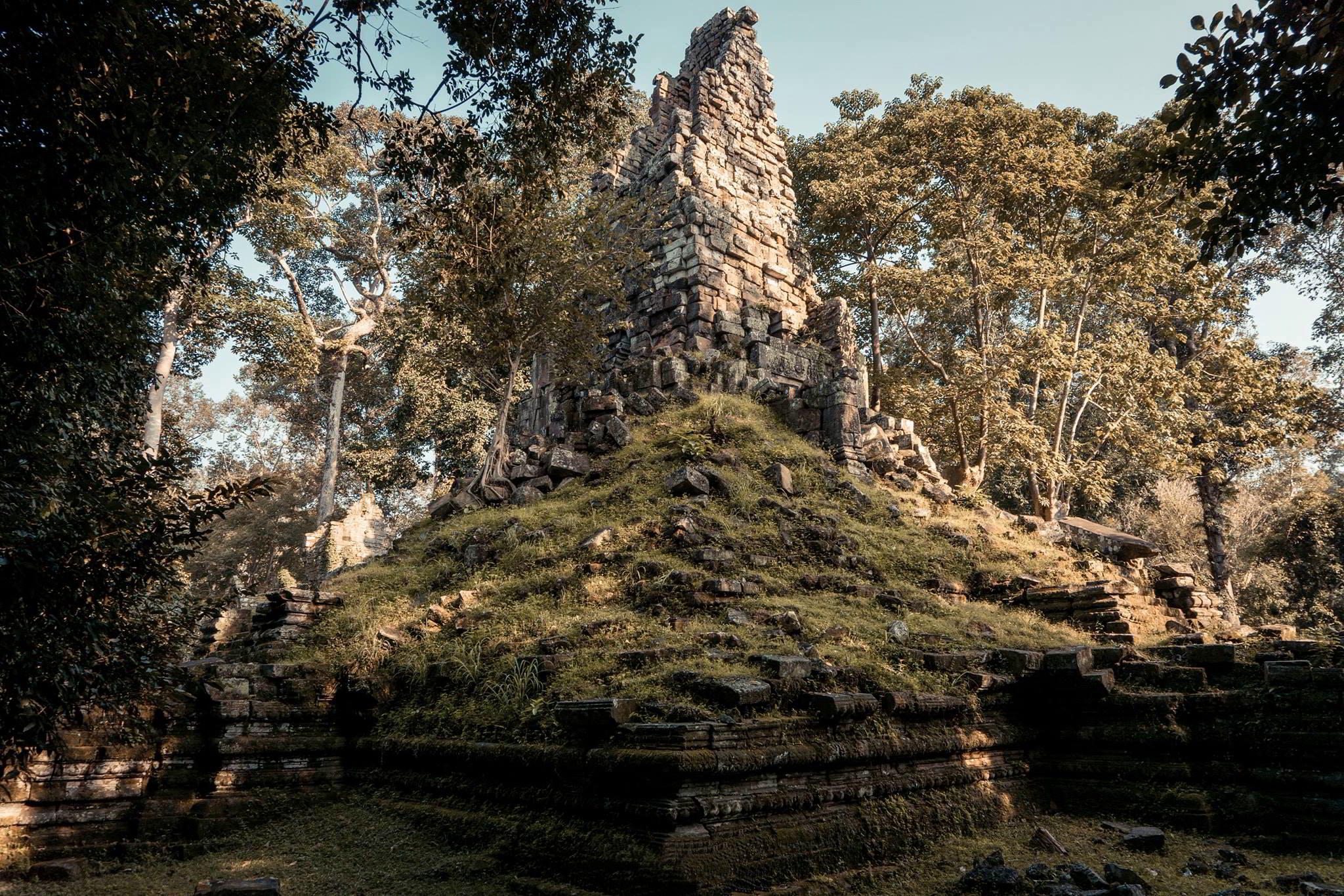 ប្រាសាទបាលិលេយ្យ - ប្រាសាទខ្មែរ | រក្សាកម្សាន្ត